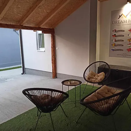 Dream House Apartman *